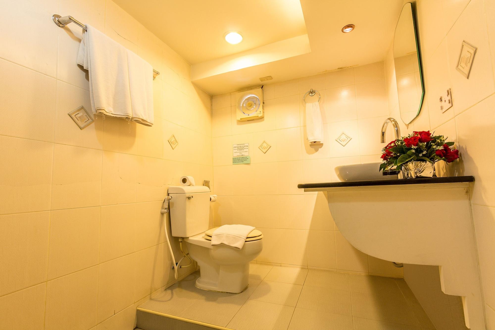 Sam'S Lodge Бангкок Экстерьер фото