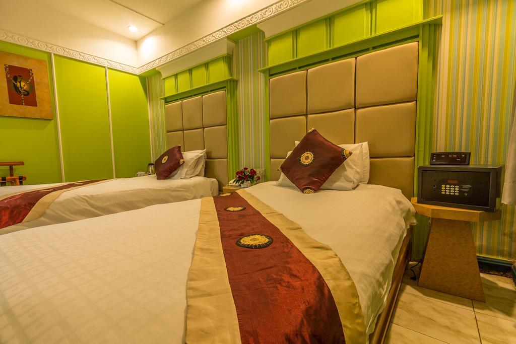 Sam'S Lodge Бангкок Экстерьер фото